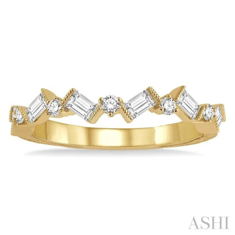 1/2 ctw Zigzag Baguette and Round Cut Diamond Fashion Band in 14K Yellow Gold