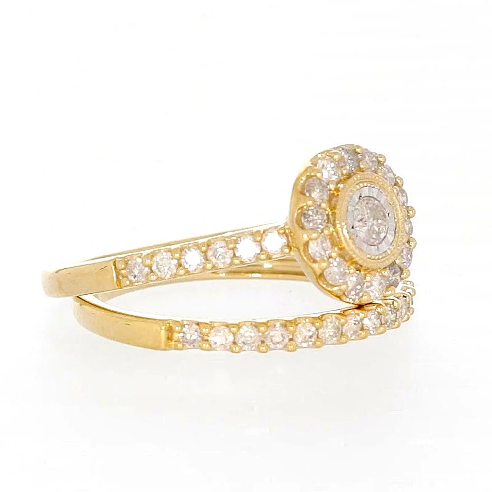 9ct Yellow Gold Round Brilliant Cut with 3/4 CARAT tw of Diamonds Ring