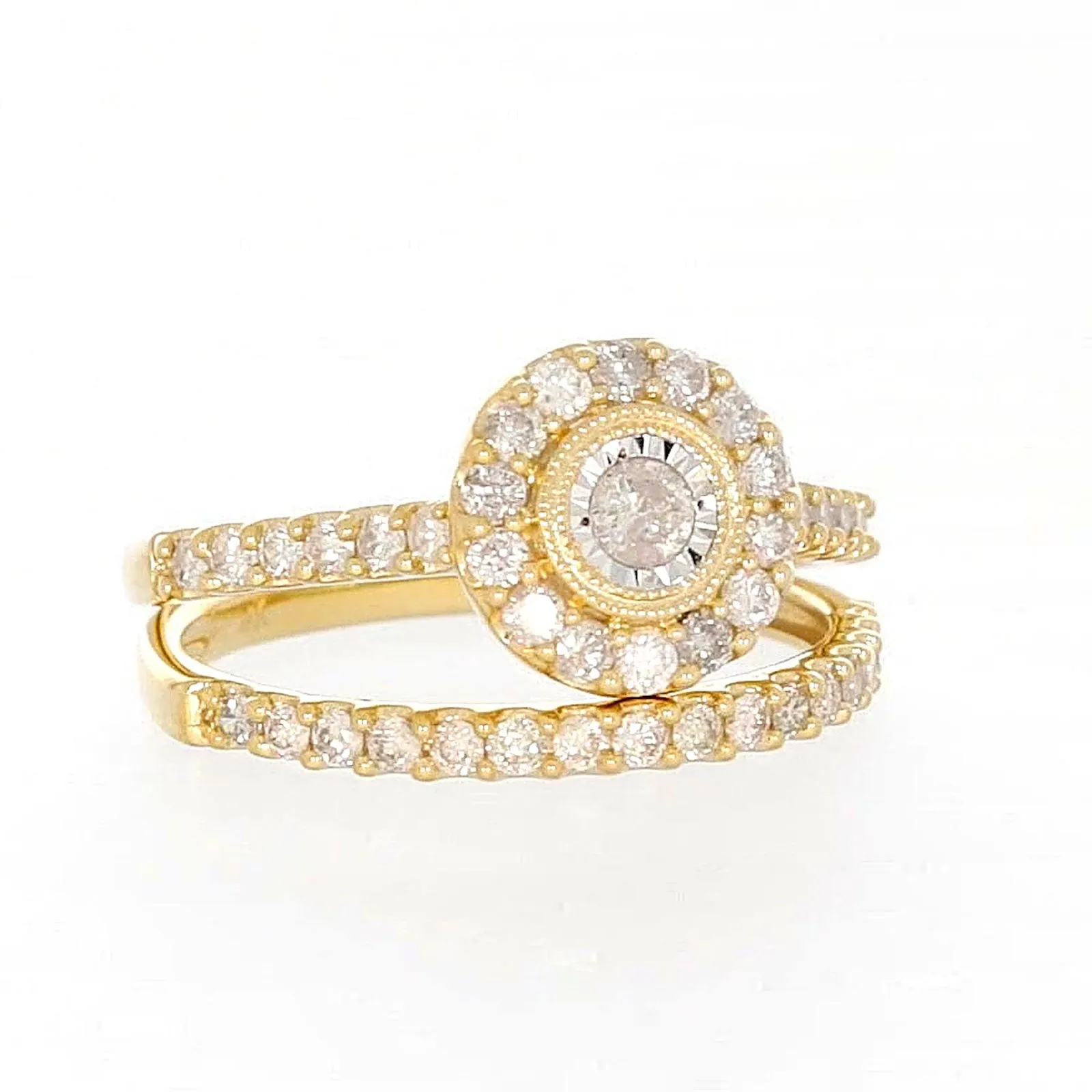 9ct Yellow Gold Round Brilliant Cut with 3/4 CARAT tw of Diamonds Ring