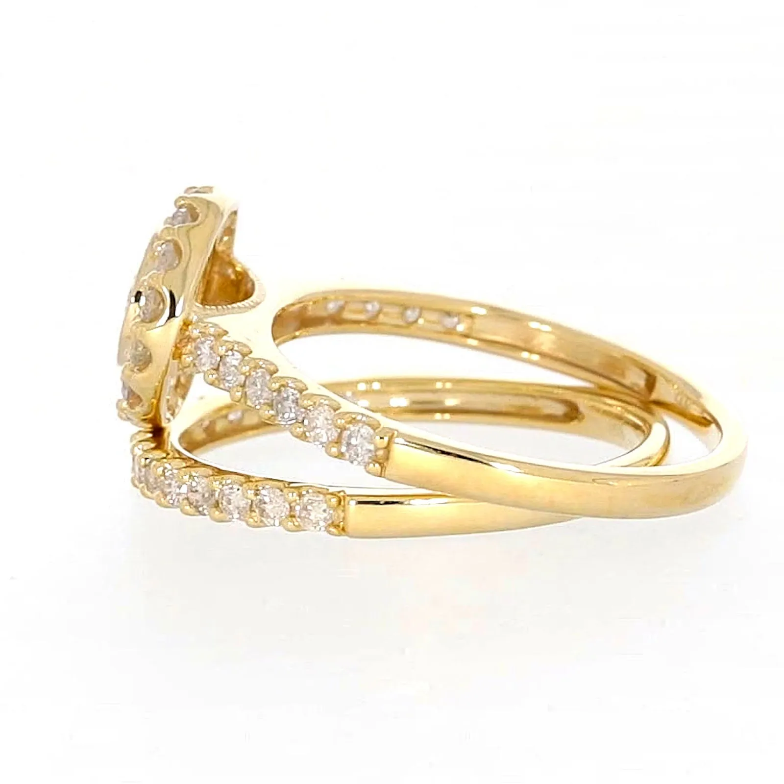 9ct Yellow Gold Round Brilliant Cut with 3/4 CARAT tw of Diamonds Ring