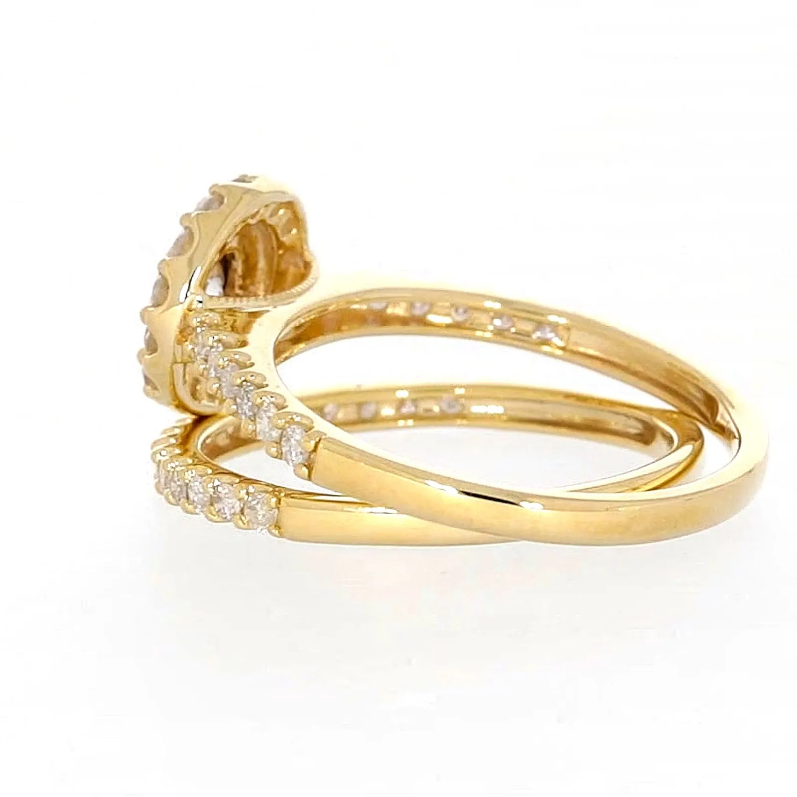 9ct Yellow Gold Round Brilliant Cut with 3/4 CARAT tw of Diamonds Ring