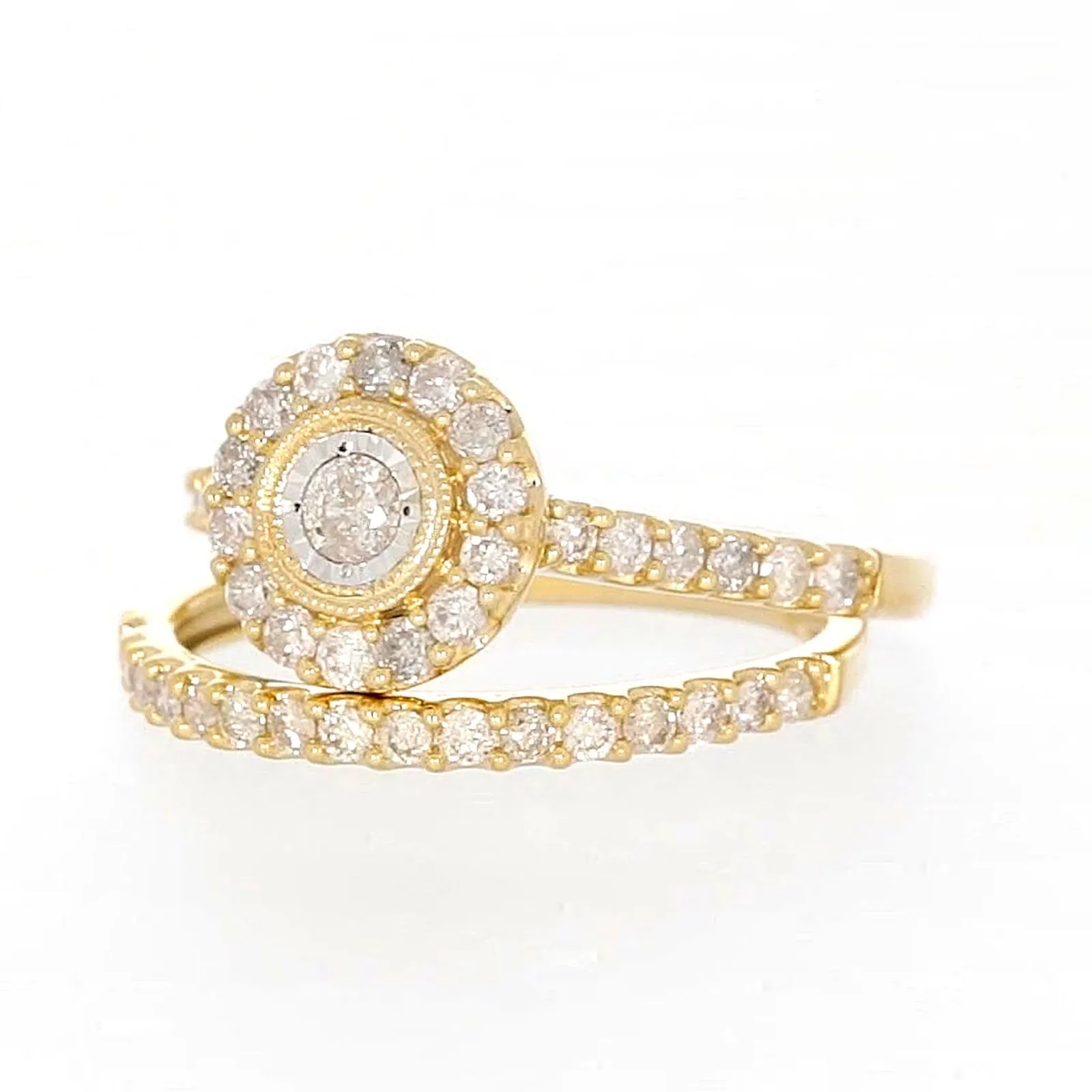 9ct Yellow Gold Round Brilliant Cut with 3/4 CARAT tw of Diamonds Ring