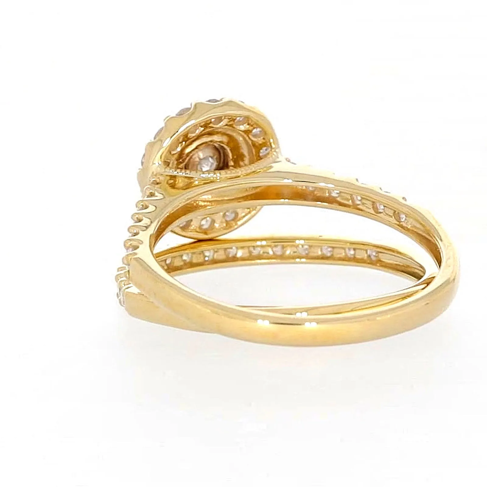 9ct Yellow Gold Round Brilliant Cut with 3/4 CARAT tw of Diamonds Ring