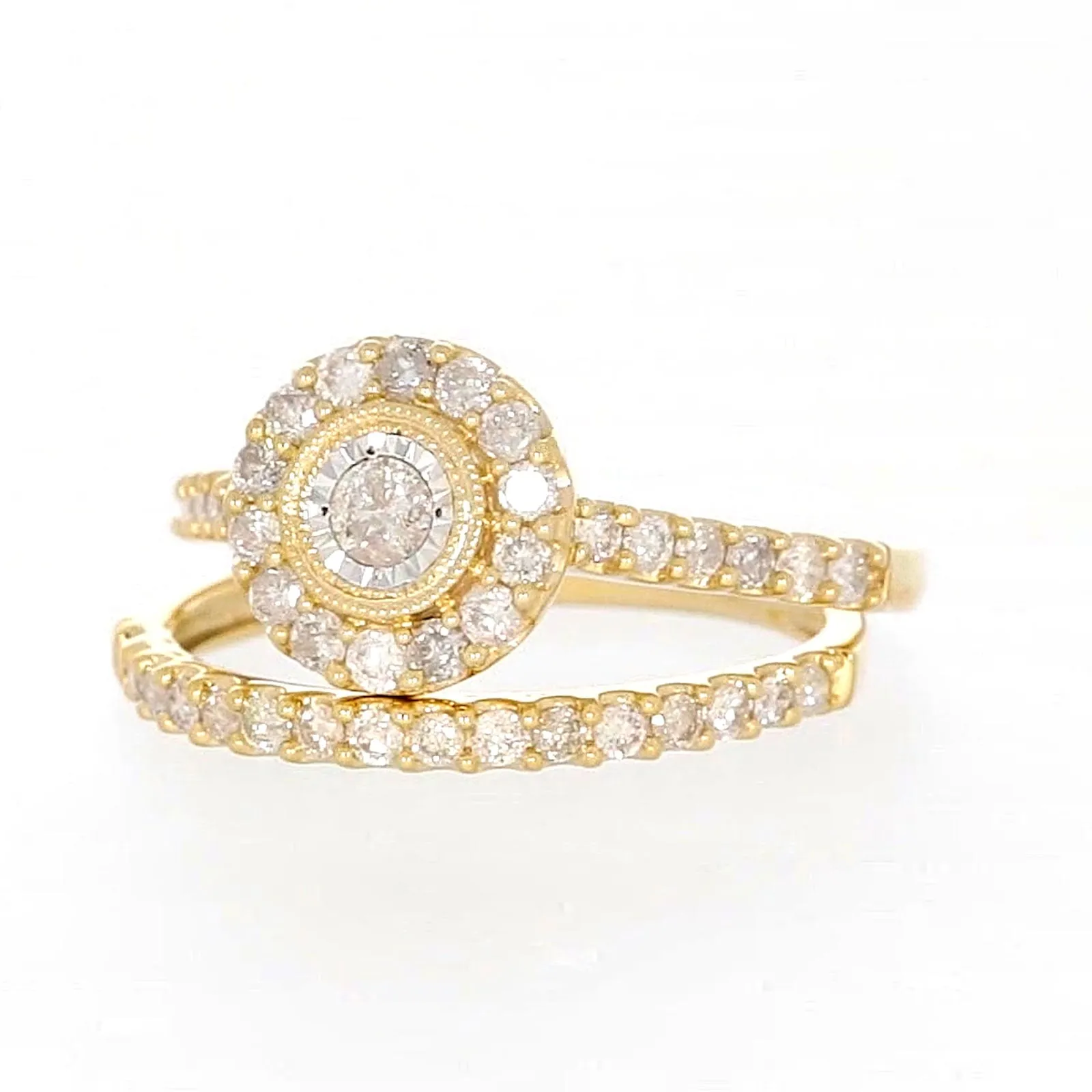 9ct Yellow Gold Round Brilliant Cut with 3/4 CARAT tw of Diamonds Ring