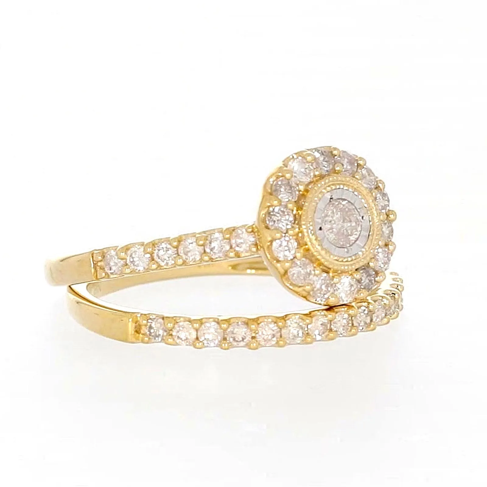 9ct Yellow Gold Round Brilliant Cut with 3/4 CARAT tw of Diamonds Ring