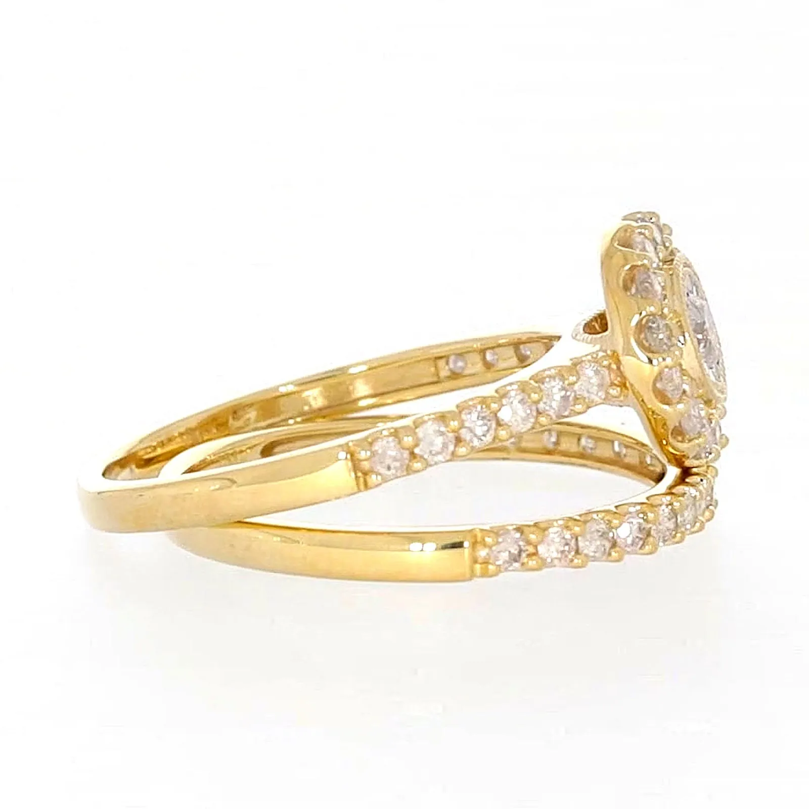 9ct Yellow Gold Round Brilliant Cut with 3/4 CARAT tw of Diamonds Ring