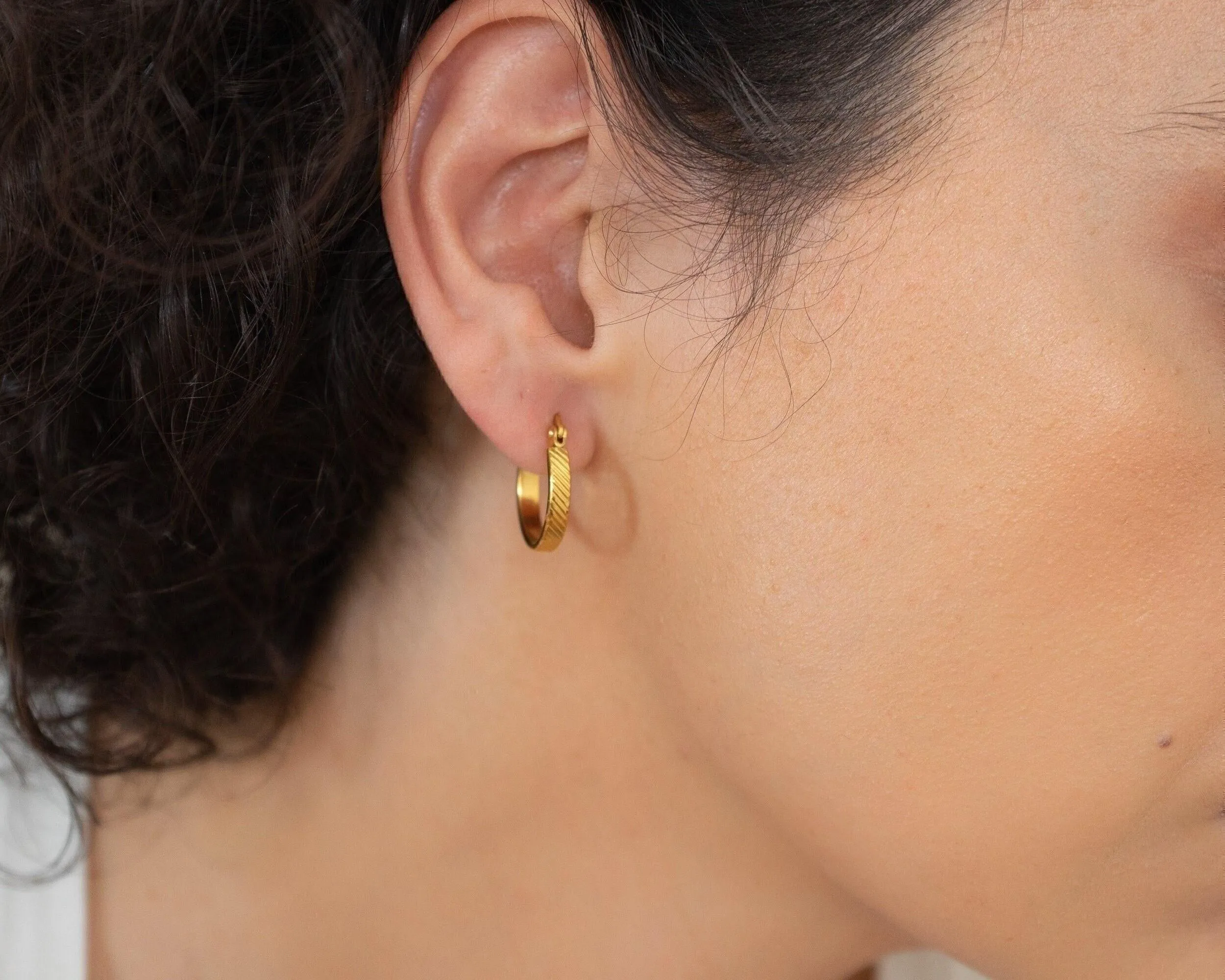 Classic Gold Medium Hoop Earrings with Stripes