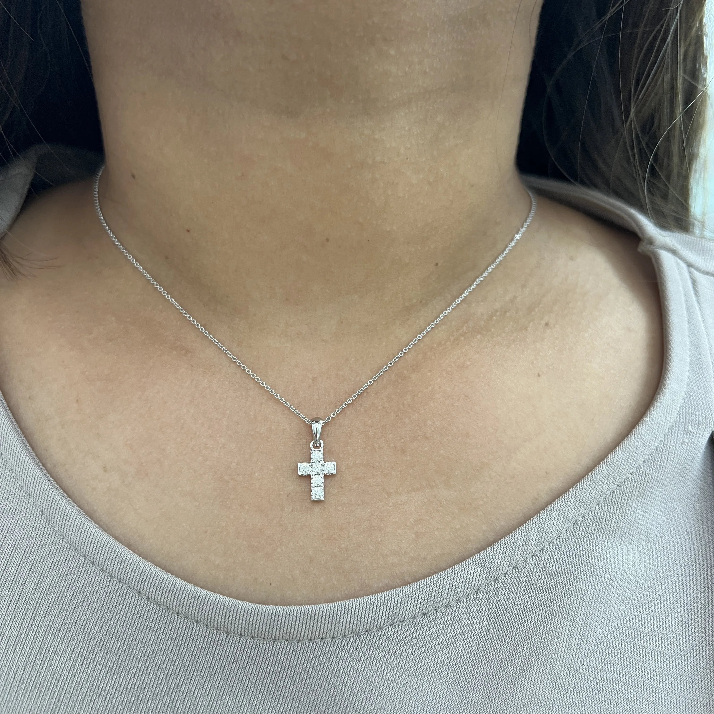 Elegant Cross Pendant