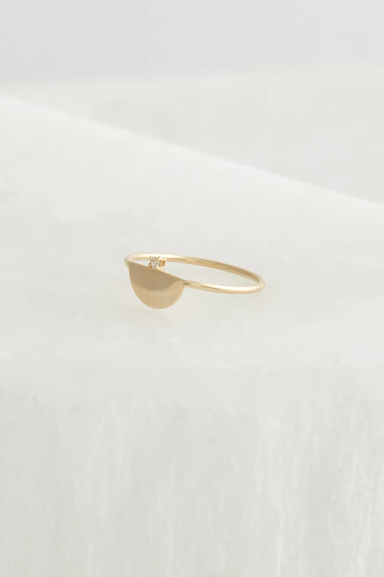 Gjenmi Half Moon Ring