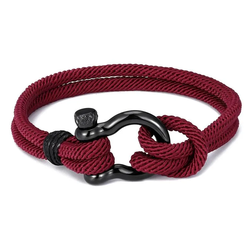 Gordi Dark Horseshoe Shackle Solid Rope Bracelet