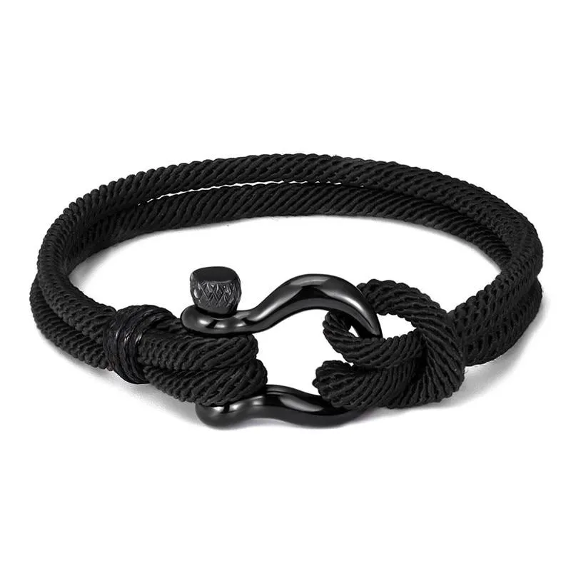 Gordi Dark Horseshoe Shackle Solid Rope Bracelet