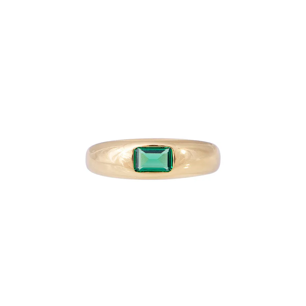 GREEN EMERALD CUT RING