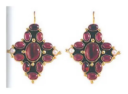 Her Majesty Garnet Earrings