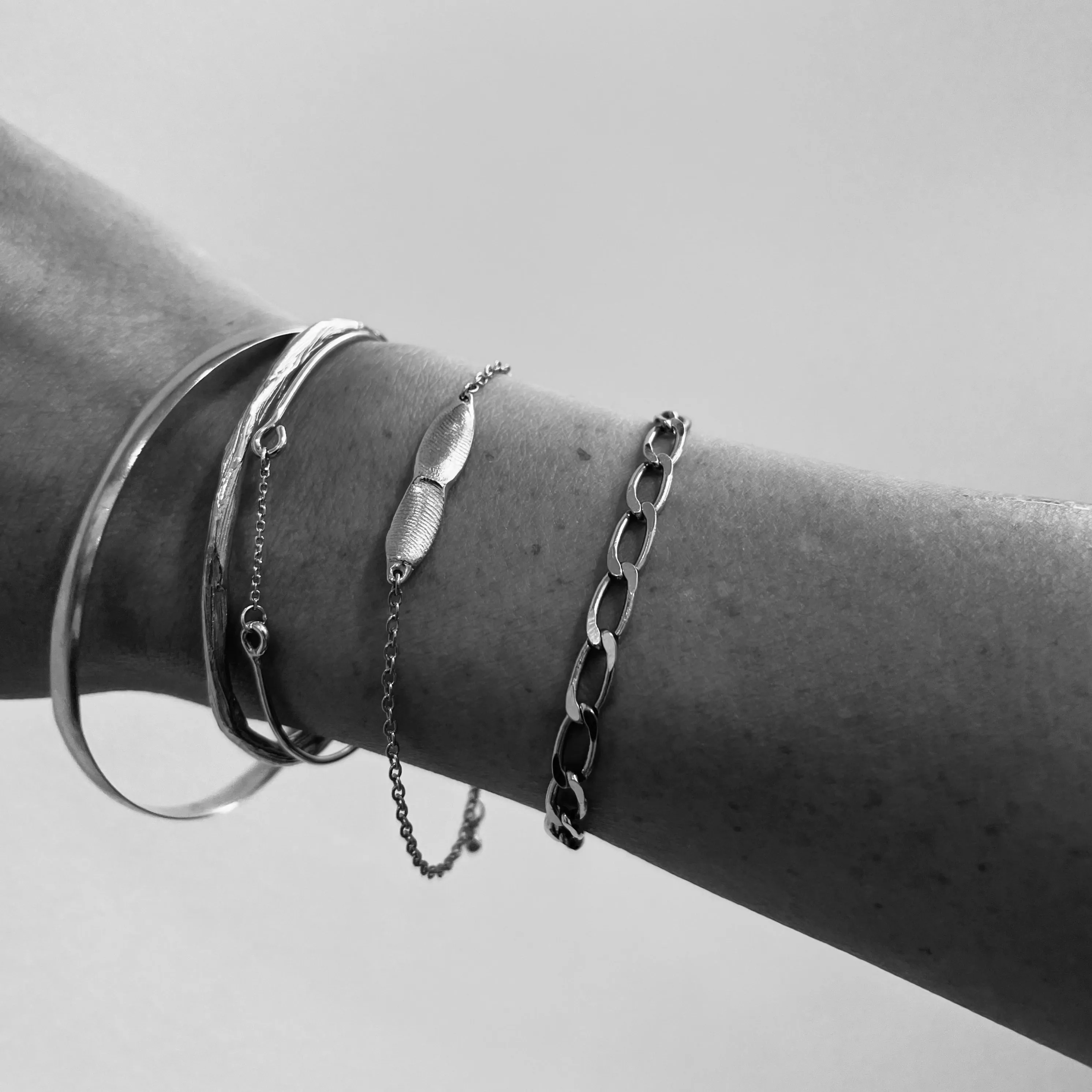 Impression Bar Bracelet | Silver