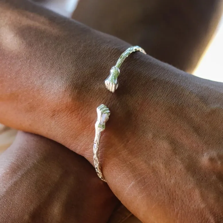 Light  Bangle with Fists Diamante Pattern