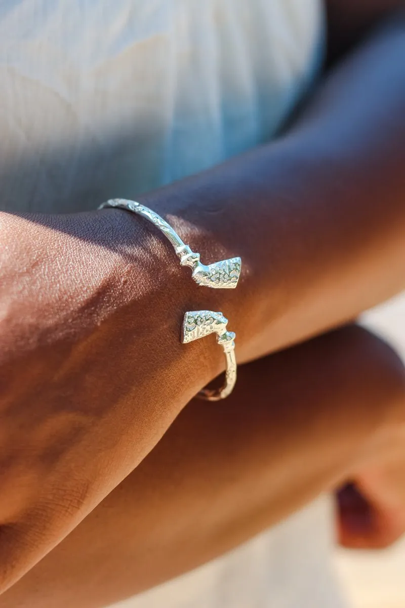 Light  Bangle with Nefertiti Egyptian Head Diamante Pattern