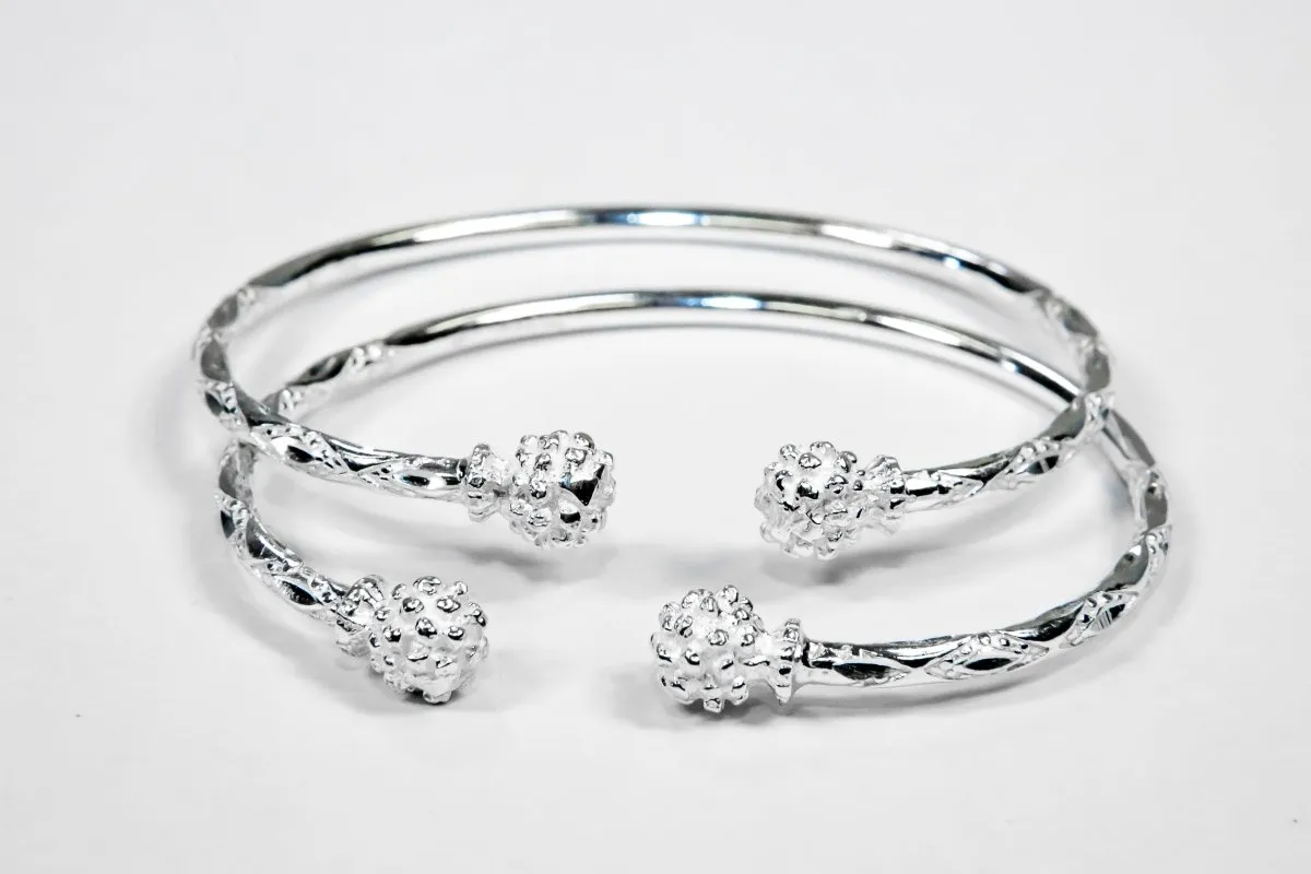 Light Bangle with Sugar Apple