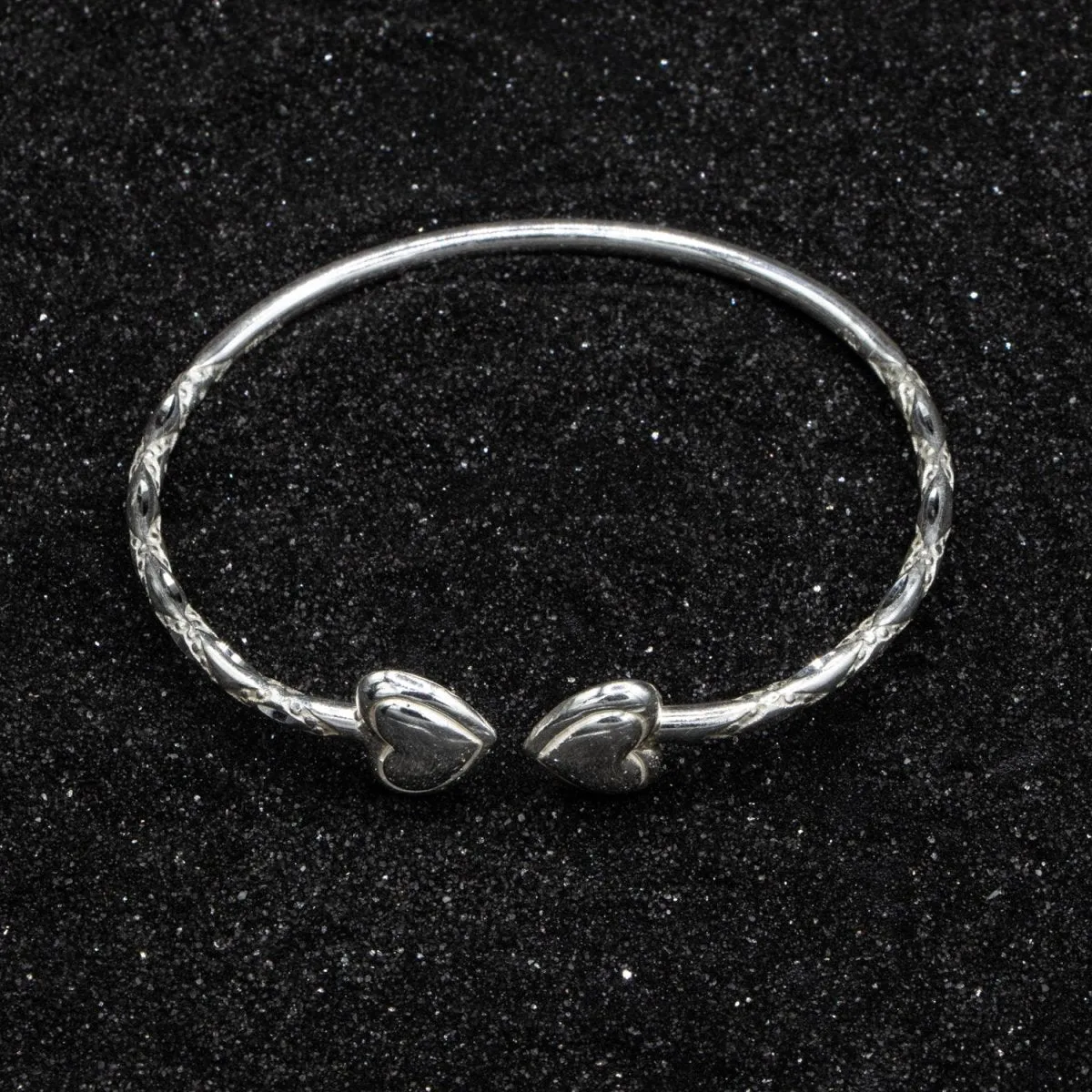 Light Heart Bangle with Diamante Pattern