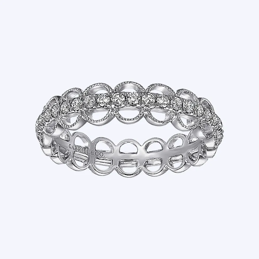 Lillian Scalloped Diamond Band