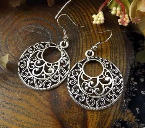 New Spring Bohemia Tibet Jewelry Tibetan Silver Vintage Round Pendnat Flower Retro 1pair for Women