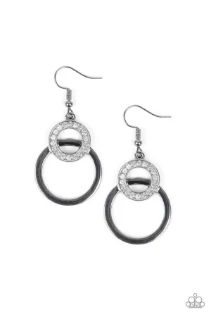 Paparazzi Earring ~ Regal Refinery - Black