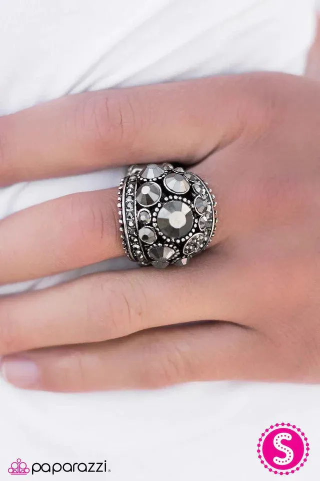 Paparazzi Ring ~ Money On My Mind - Silver