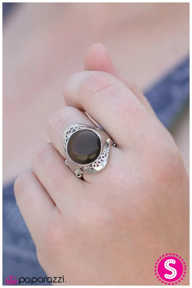 Paparazzi Ring ~ MOON Over! - Brown