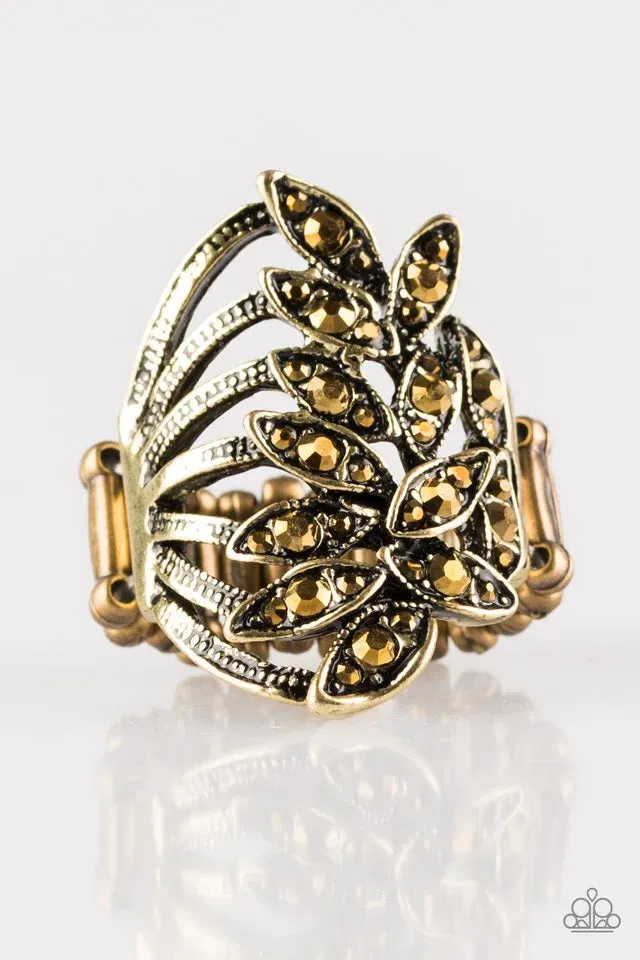 Paparazzi Ring ~ Perennial Paradise - Brass