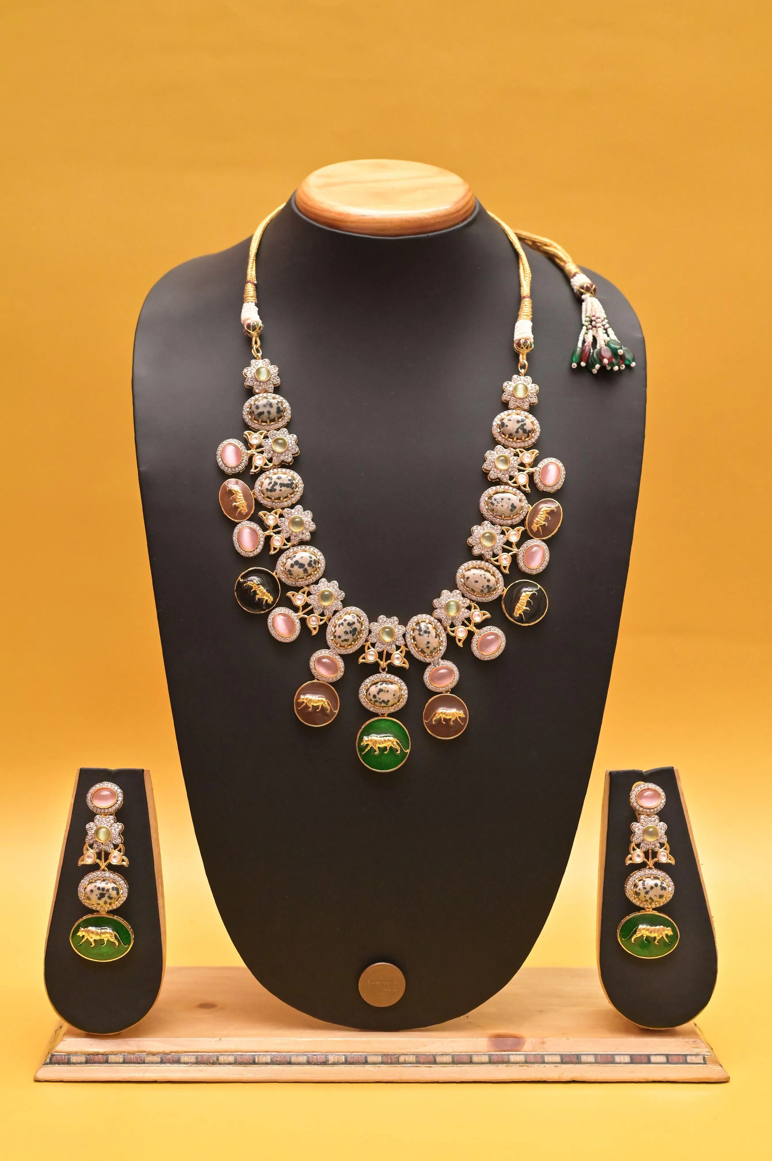 Sabyasachi Inspired Monalisa Stonework Necklace Set