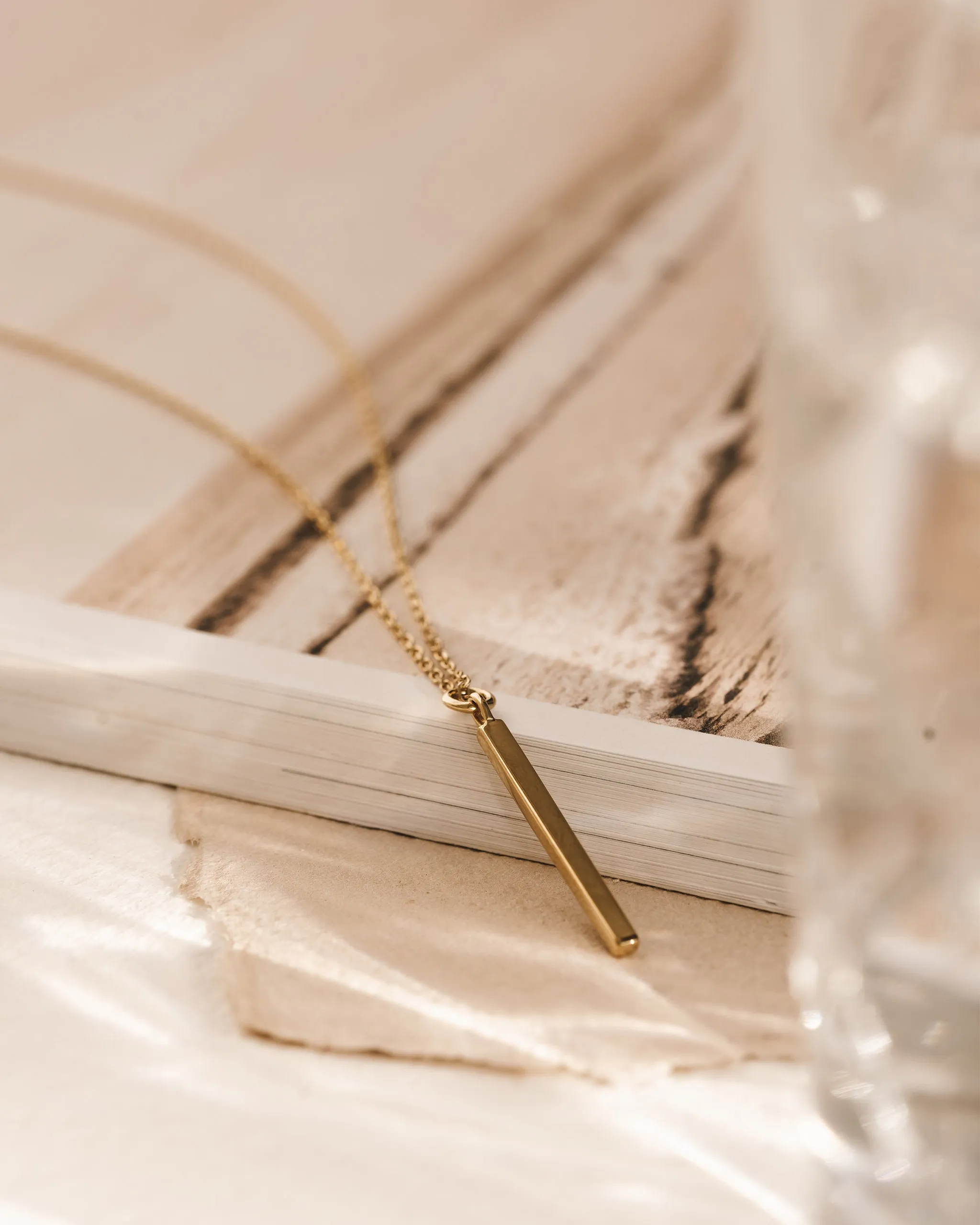 Vertical Bar Necklace - Linn