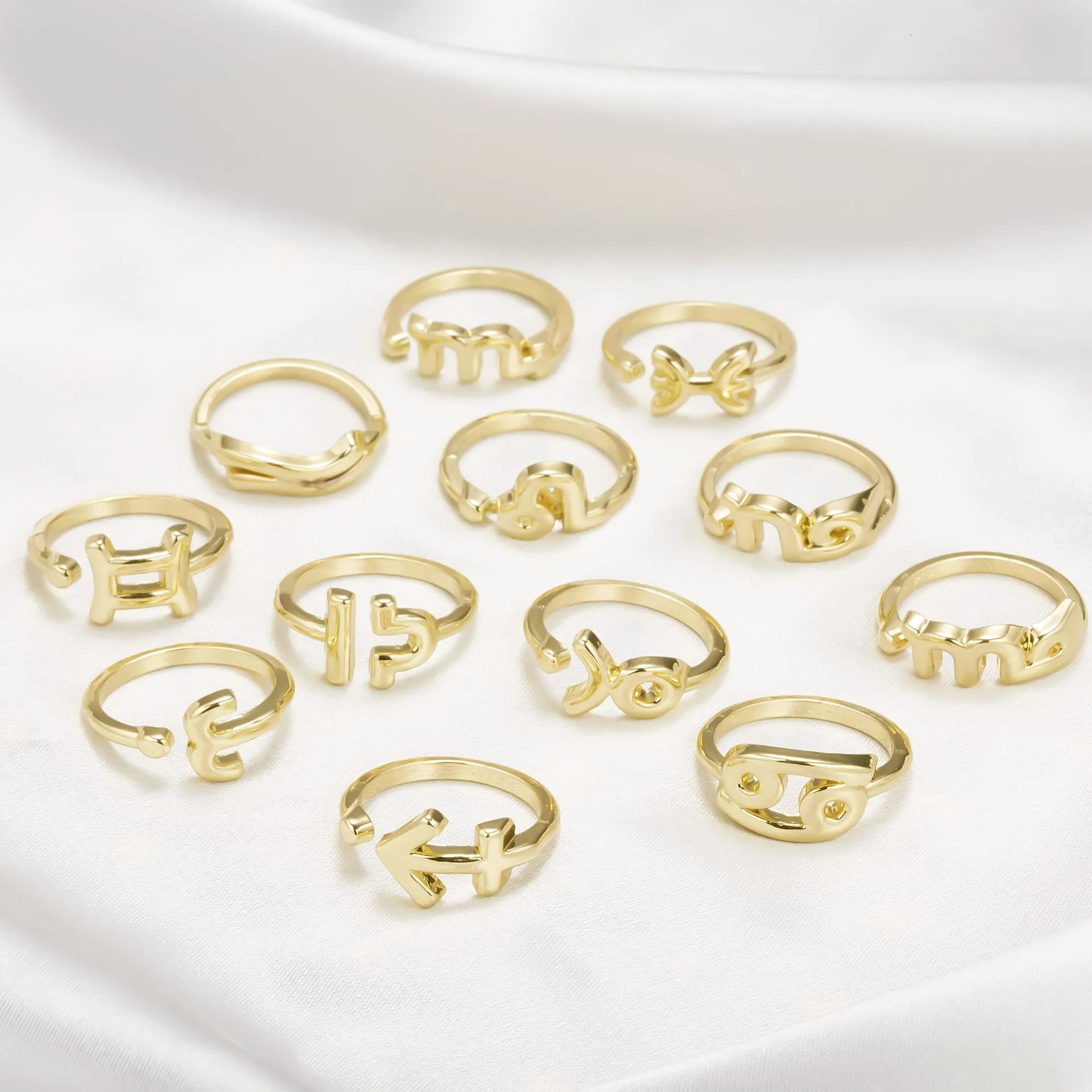 Zodiac Sign Rings - Libra - Gold